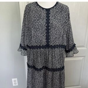 Dainty Jewells Flowers in Florence Midi Dress